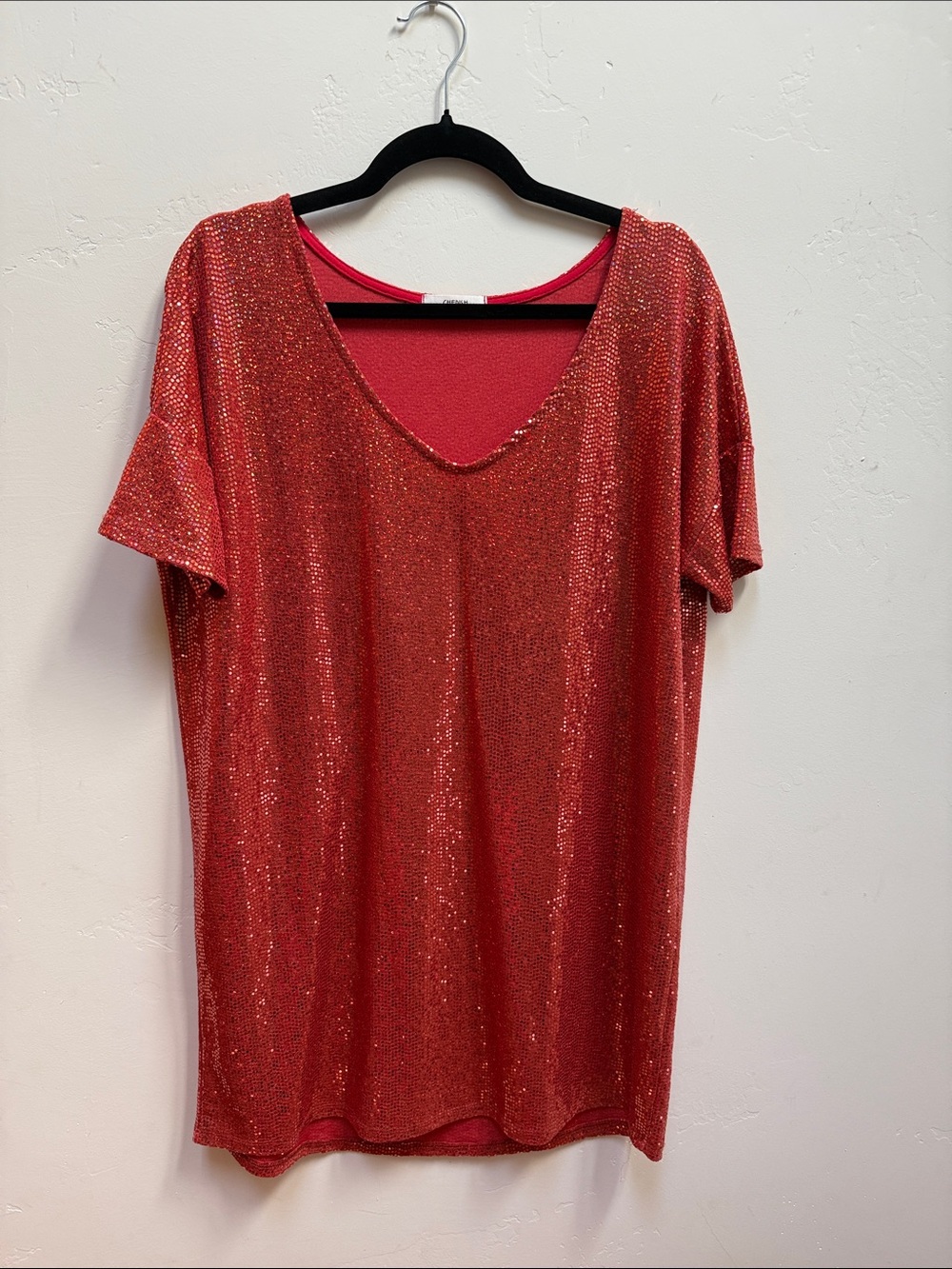 Cherish Red Metallic V‑Neck Short Sleeve Dress